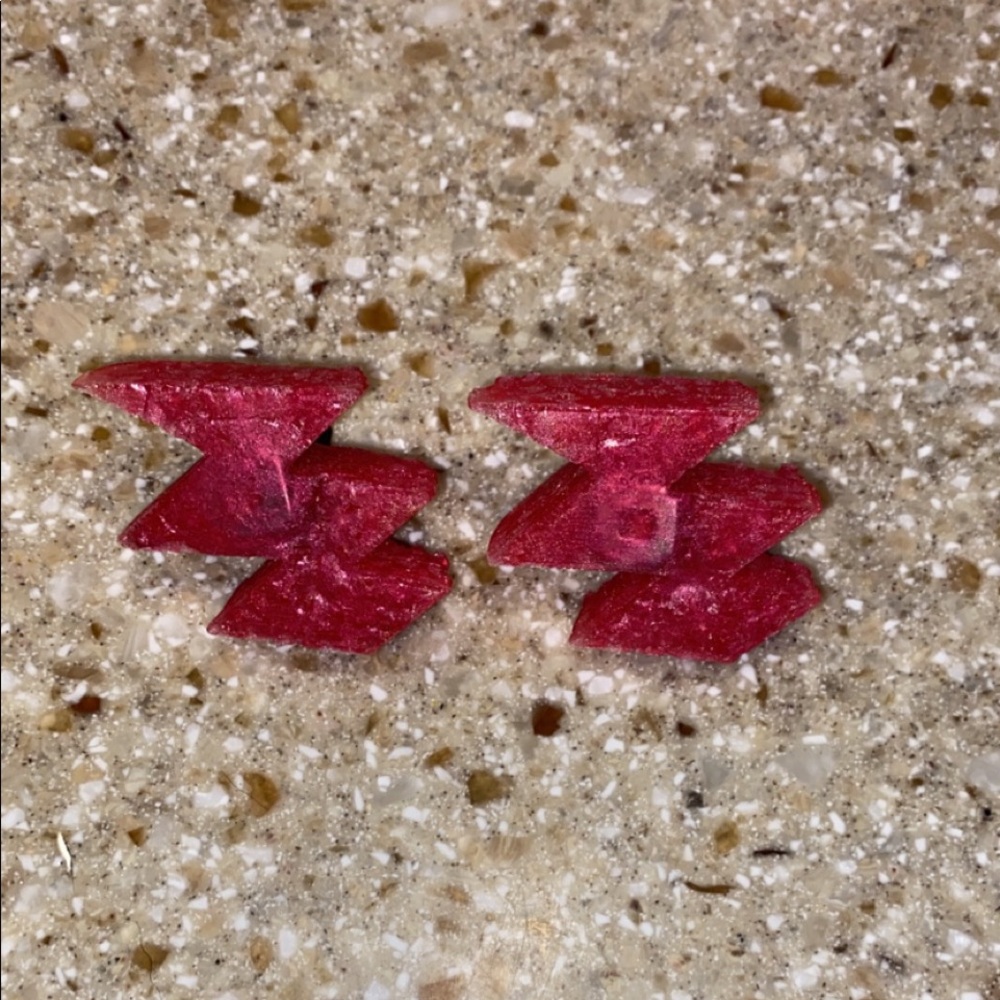 Lightning Bolt vent clips